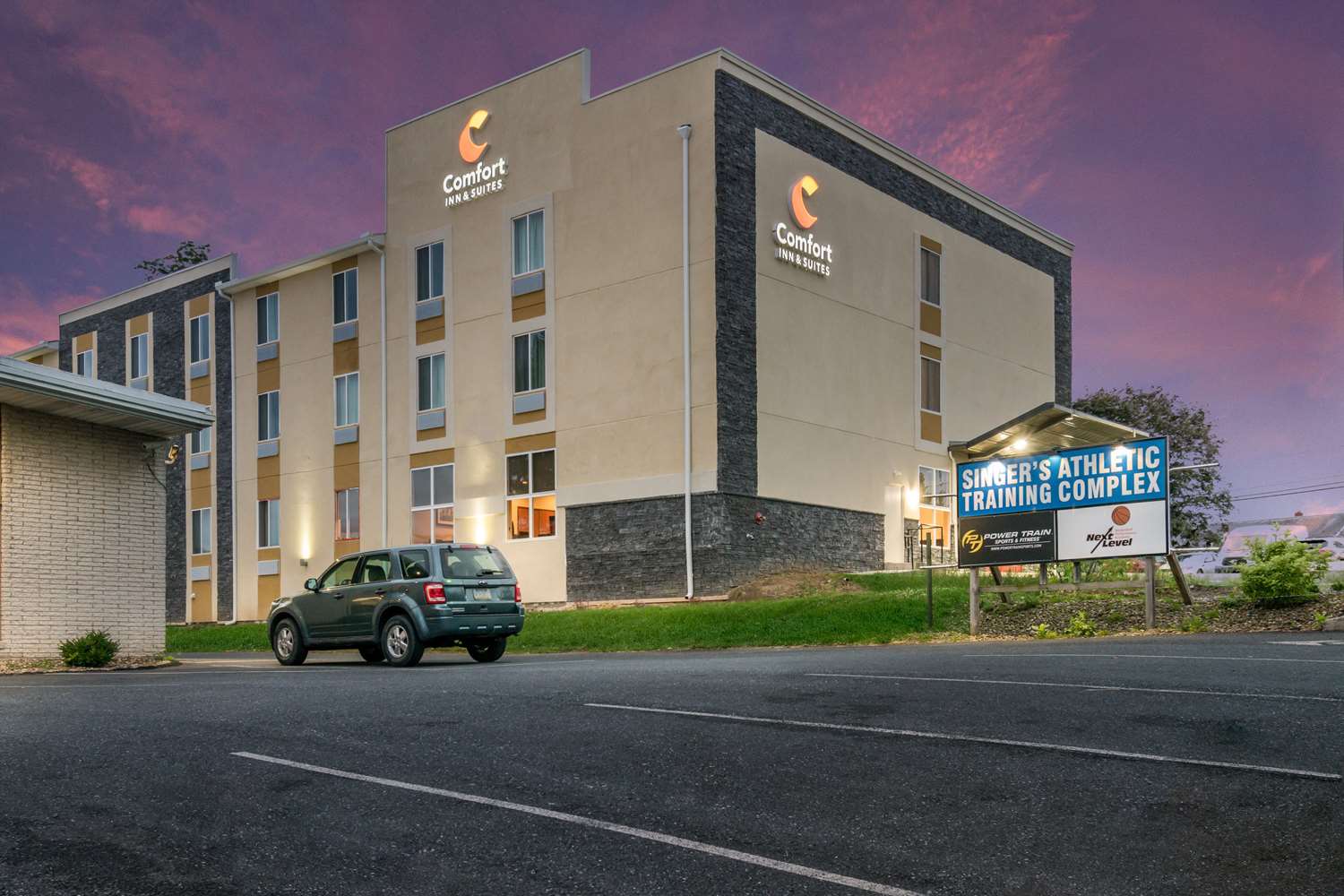 Comfort Inn Suites Harrisburg Hershey West 43/49