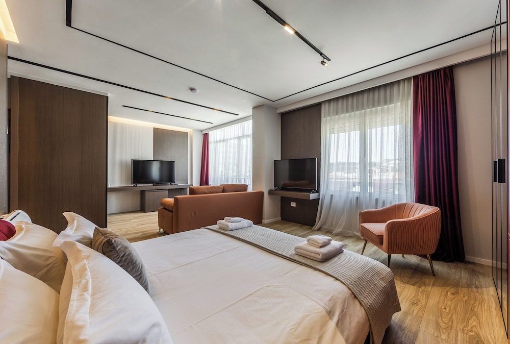 Aquila D Hotel 12/49