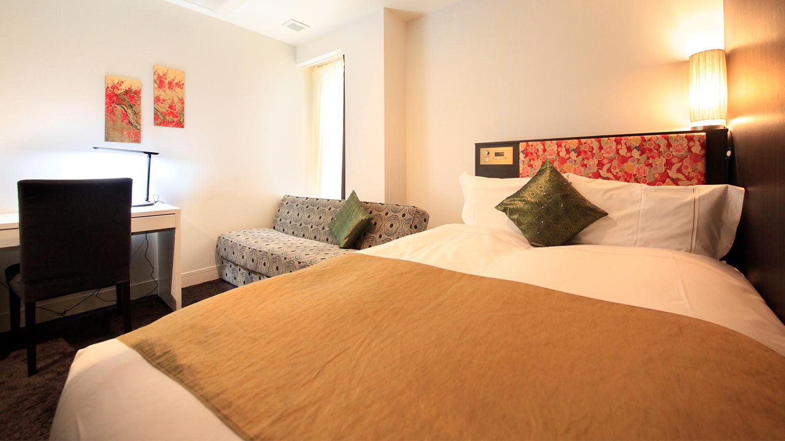 Casual, Double Bed, Main Building, Smoking