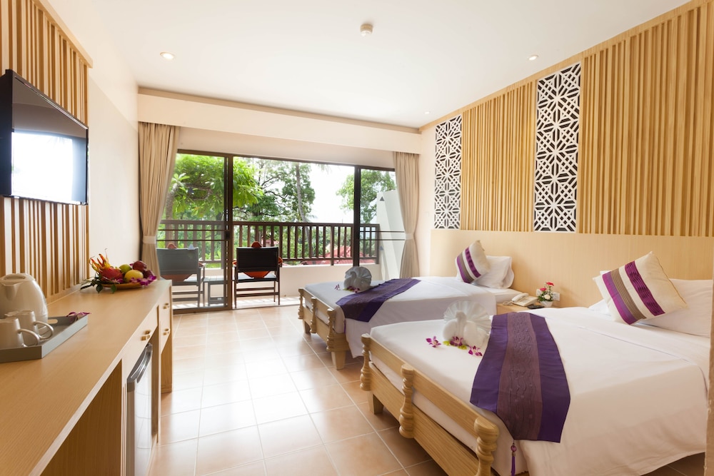 Patong Lodge Hotel 38/59