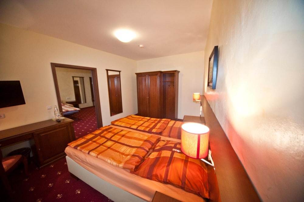 Hotel Medaillon 26/41