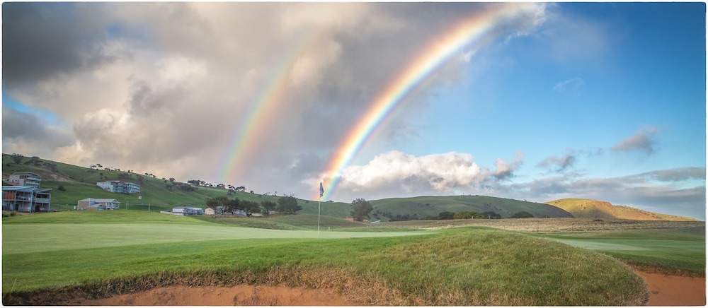 LINKS LADY BAY RESORT 56/61
