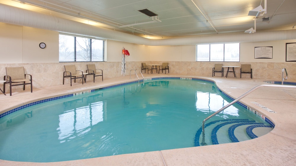 Staybridge Suites Buffalo 5/76