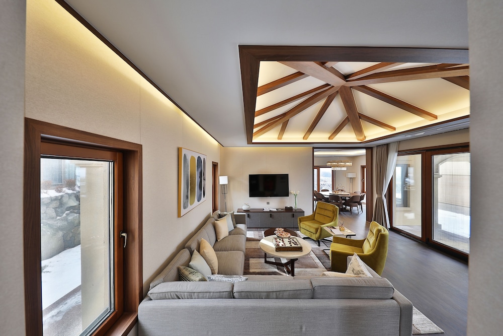 Camphortree Hotel And Resort 39/60