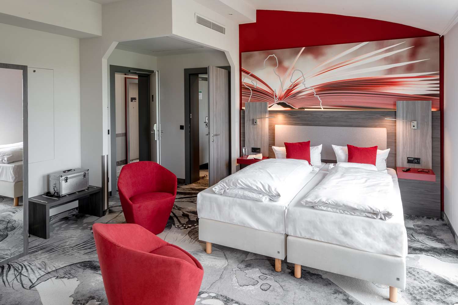 Courtyard, Double Bed
