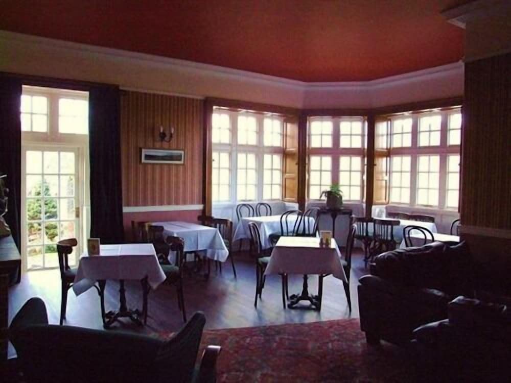 The Glen Hotel 13/22