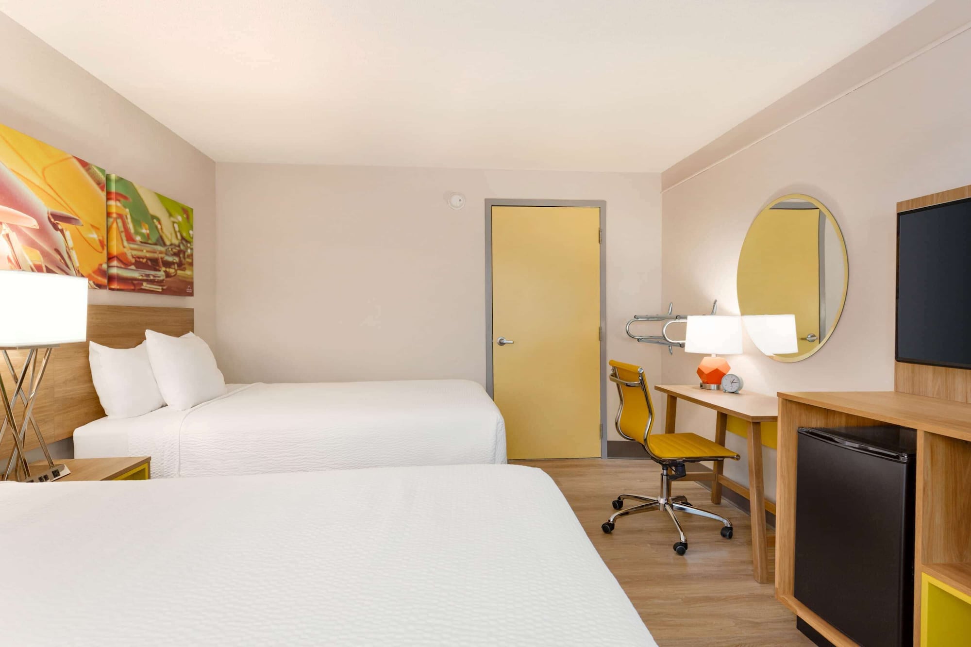 ROOM, 2 DOUBLE BEDS