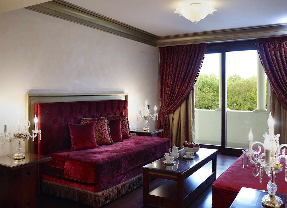 GRAND SERAI CONGRESS & SPA 38/64