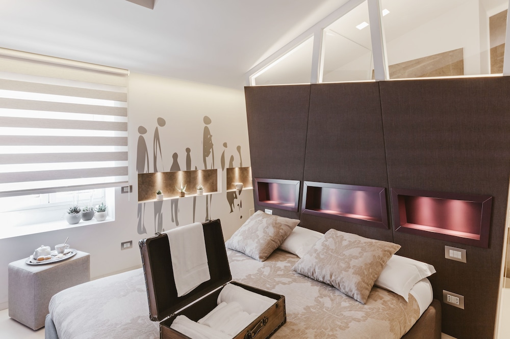Residenza Del Monaco Bianco 30/50
