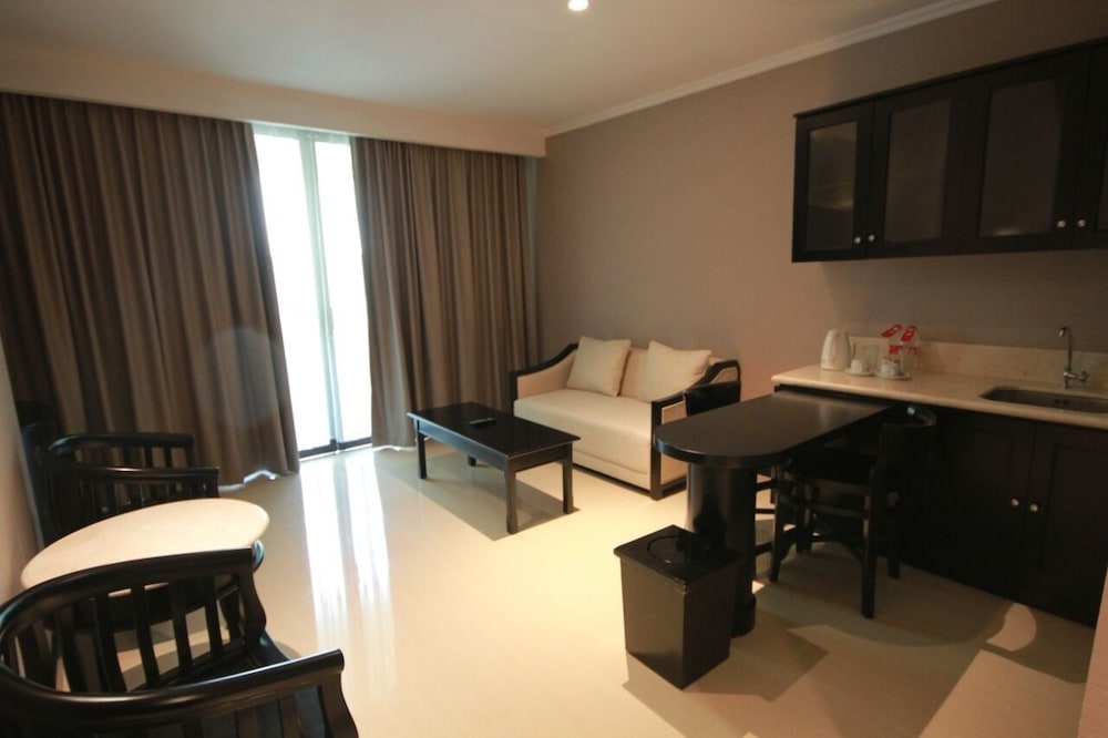 Grand Arkenso Park View Simpang Lima (ex. Horison Semarang) 40/61