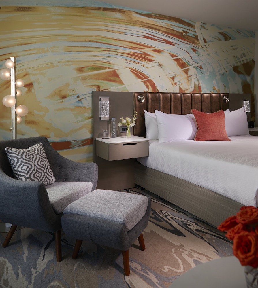 Hard Rock Hotel Daytona Beach 26/92