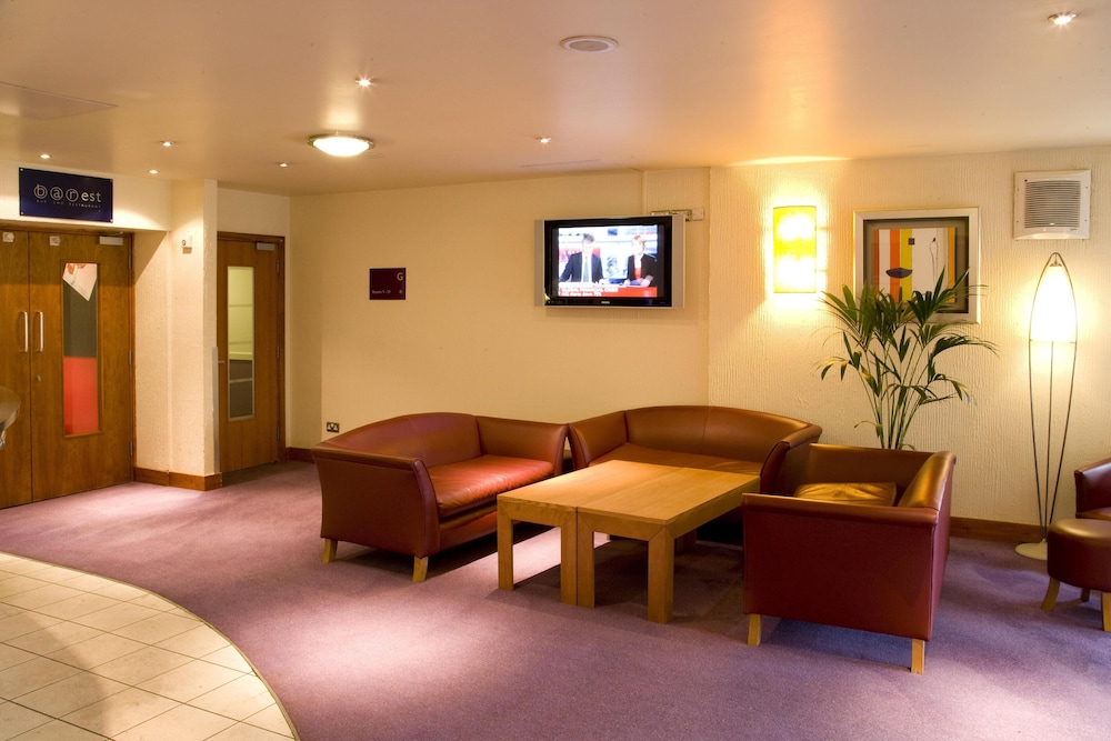 Premier Inn Heathrow Airport (M4/J4) 30/41