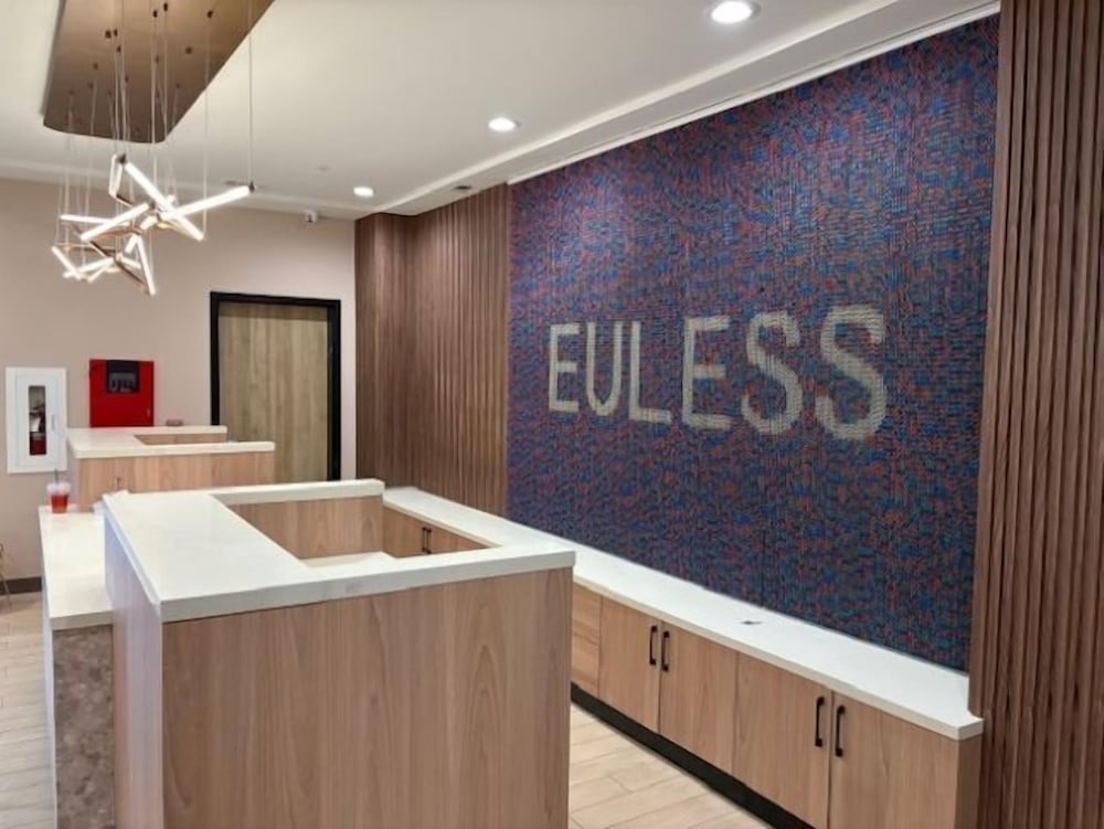 Cambria Hotel Euless - DFW Airport South 10/50