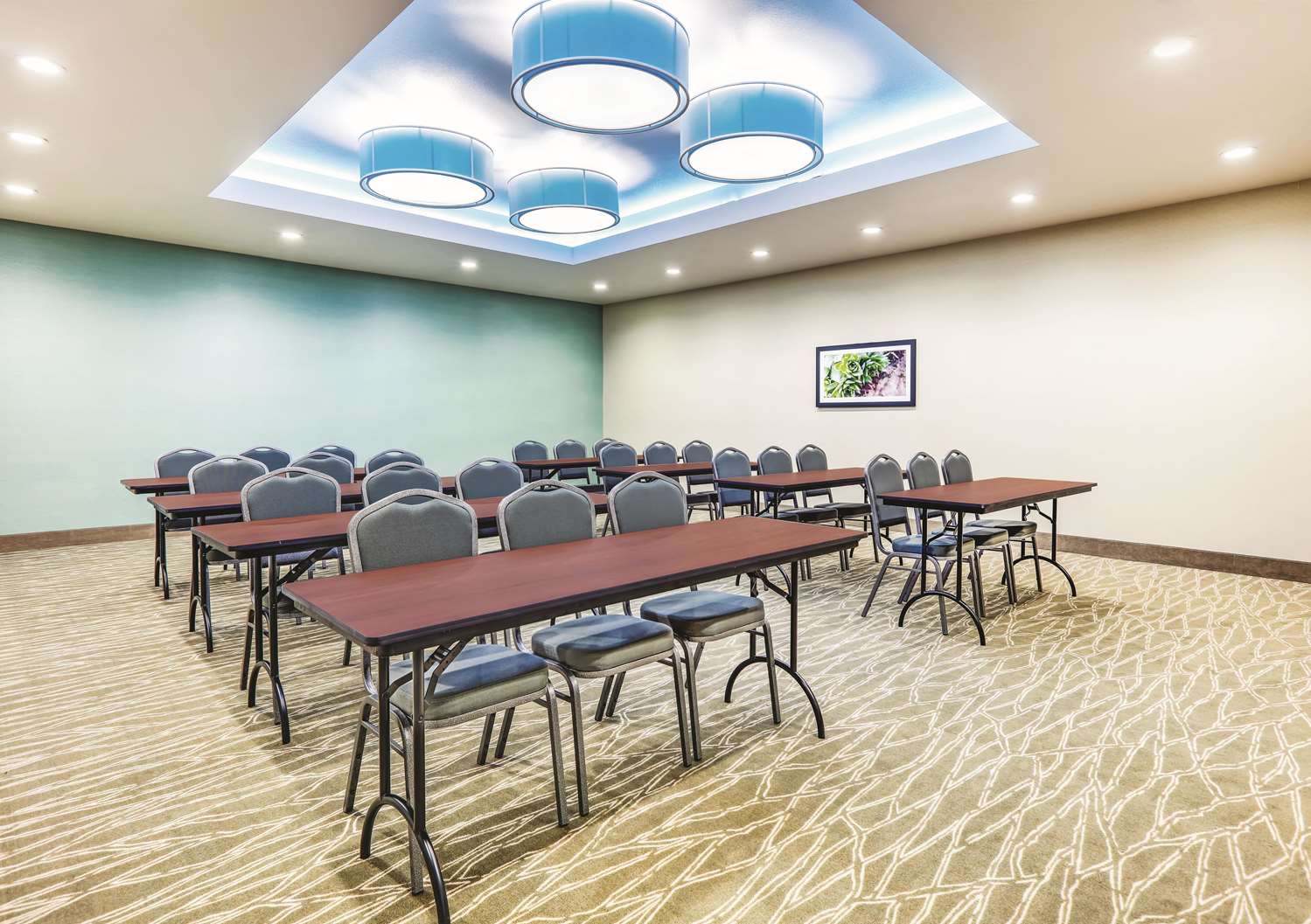 La Quinta Inn & Suites by Wyndham Dallas Plano - The Colony 16/20