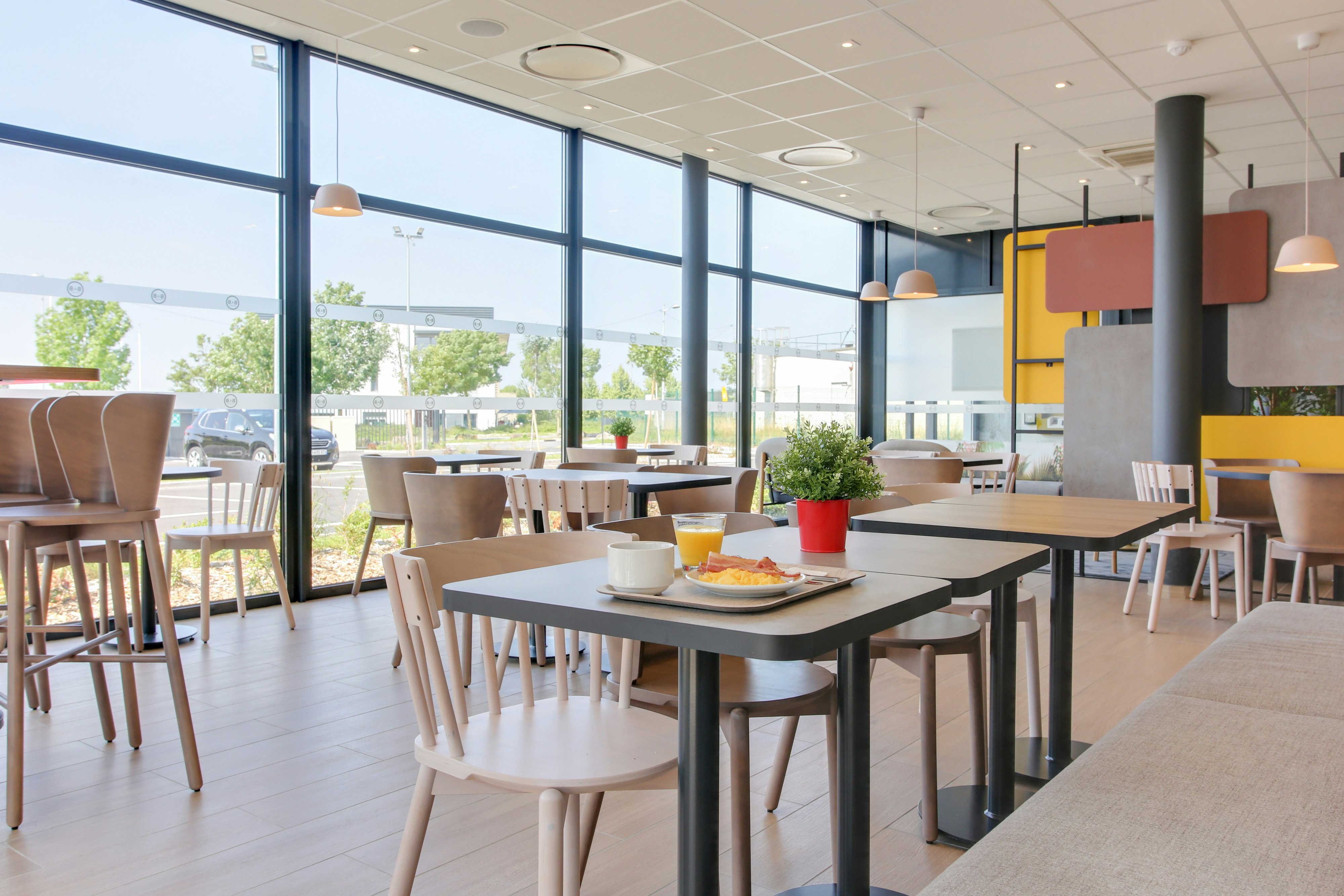 B&B HOTEL Reims Croix Blandin 14/23