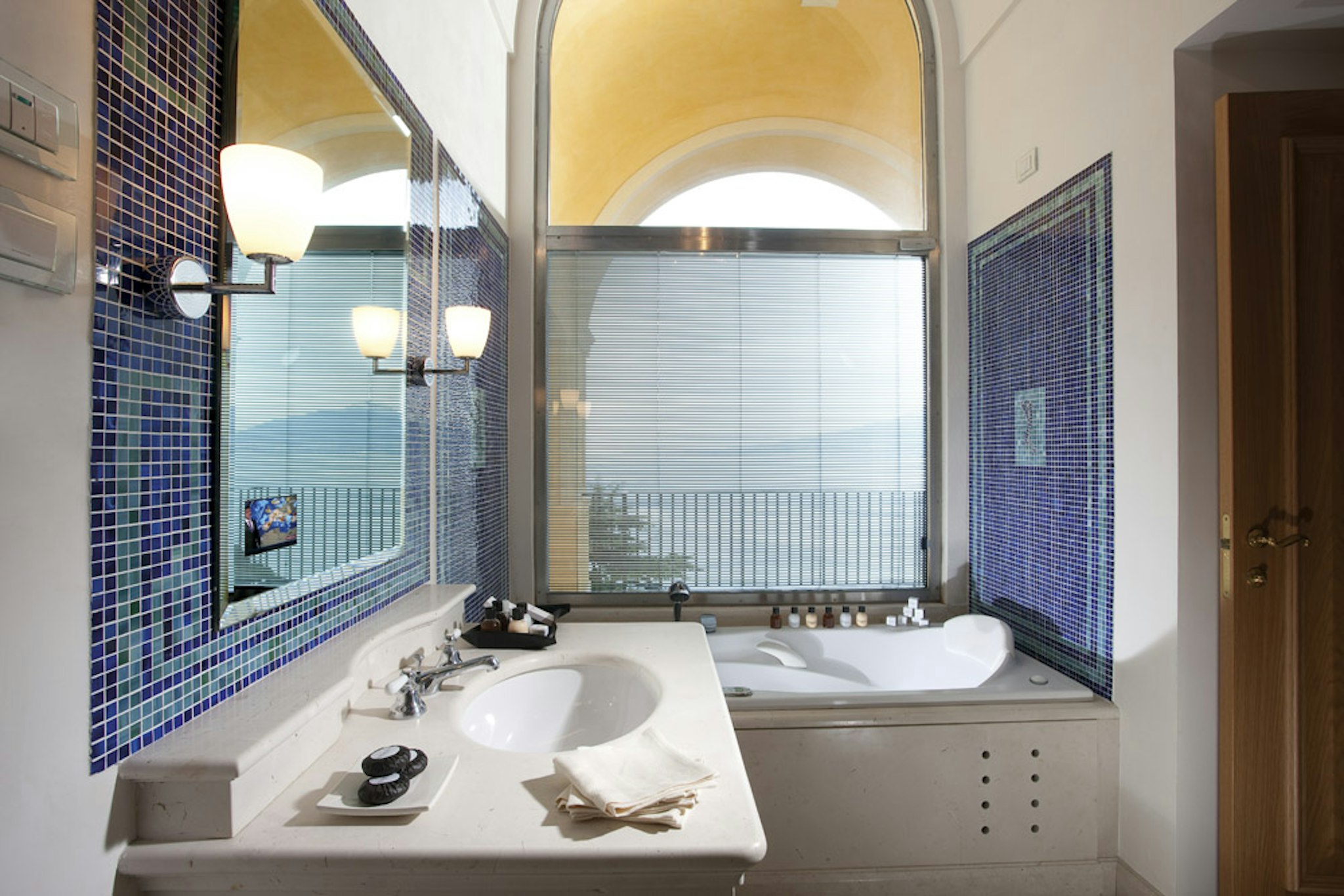 Grand Hotel Angiolieri 92/95