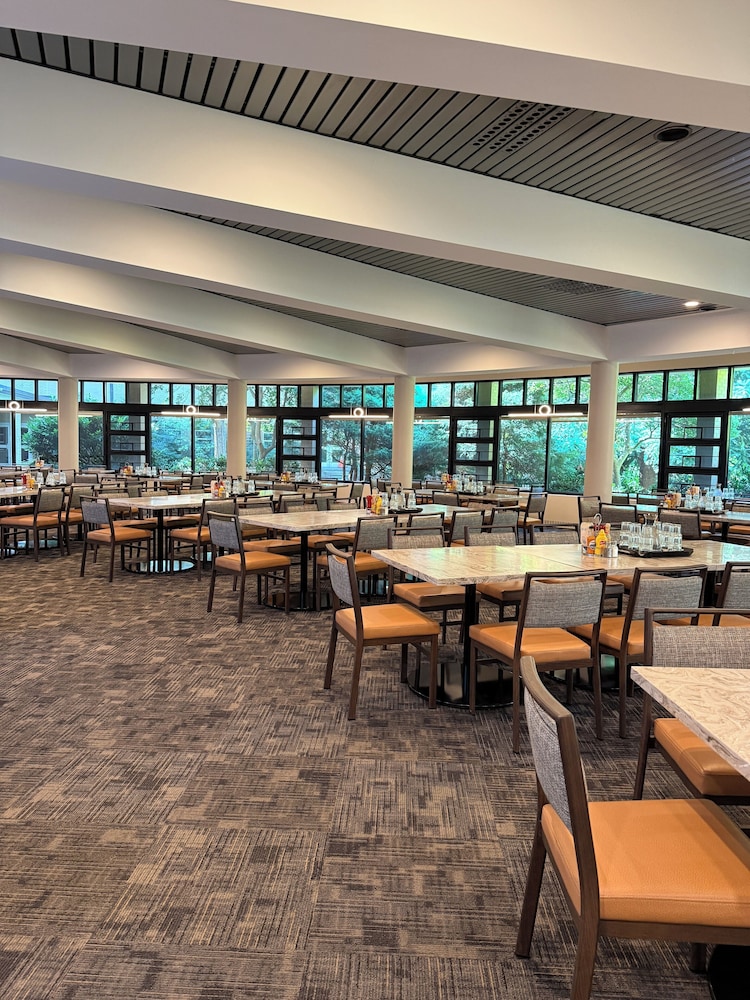 Bolger Center 30/51