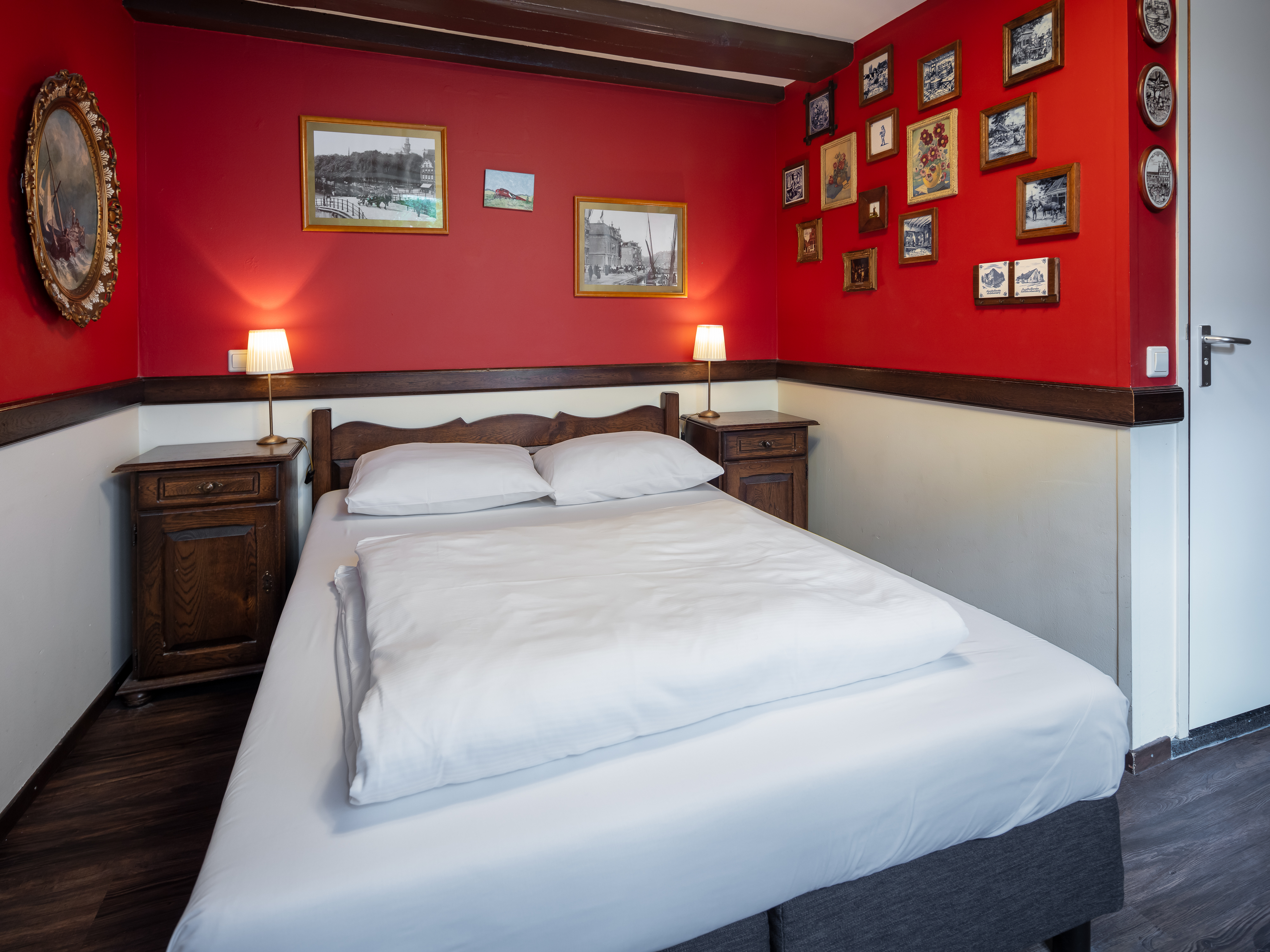 Old Dutch Suite