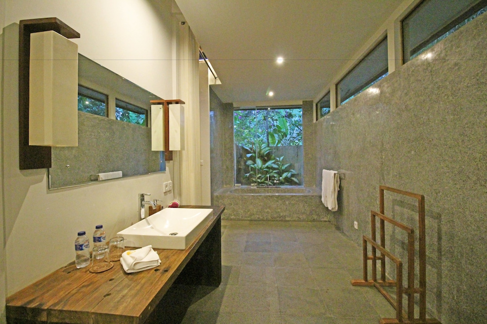 Surya Kembar Villas 47/50