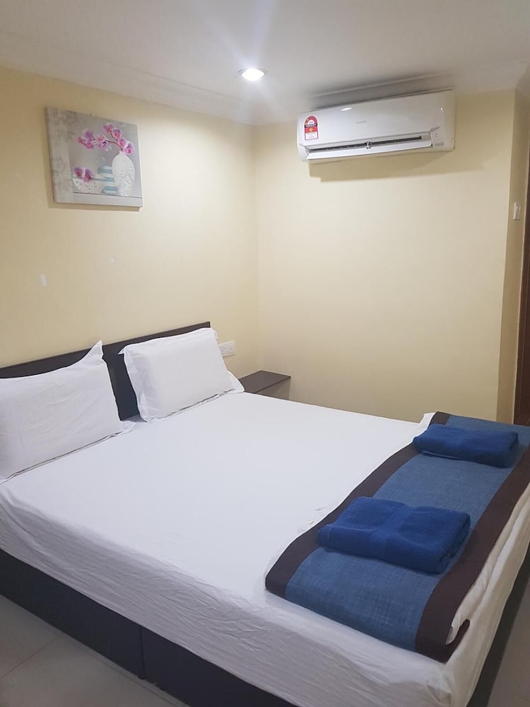 Maha Hotel 12/49