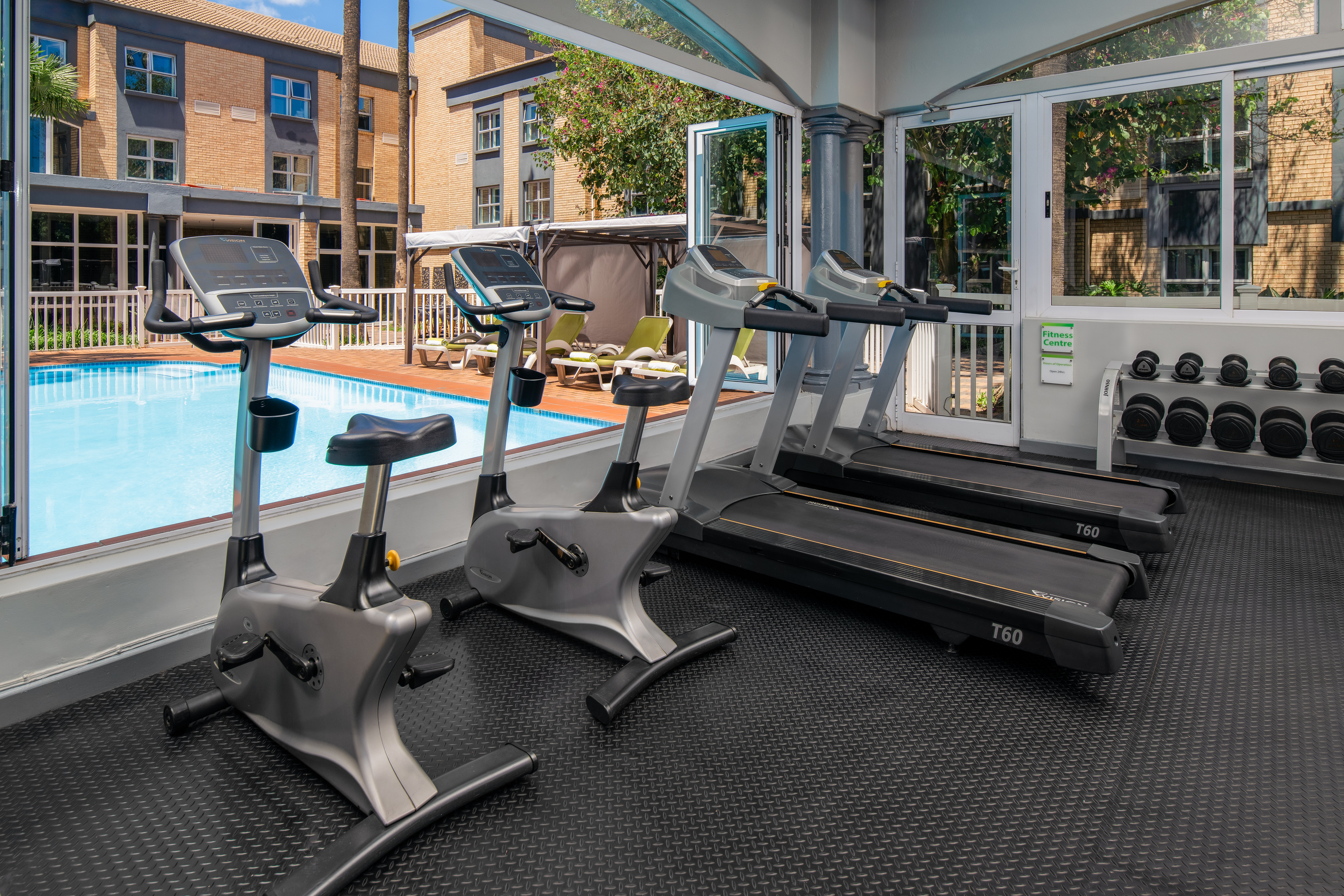 Holiday Inn Johannesburg Airport Previously Know As the Airport Grand Hotel And Conference Centre 17/50