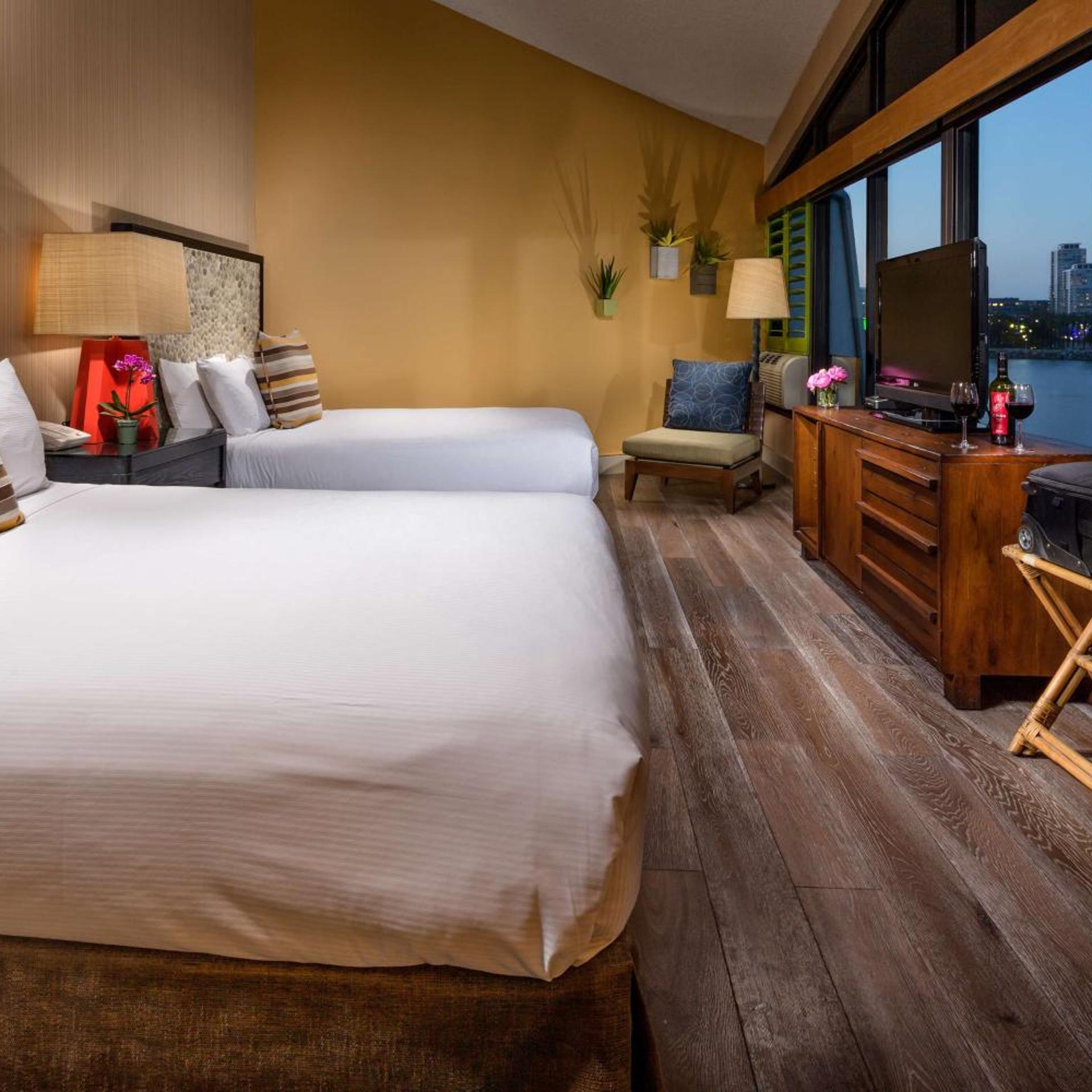 Room, 2 Queen Beds, Bay View