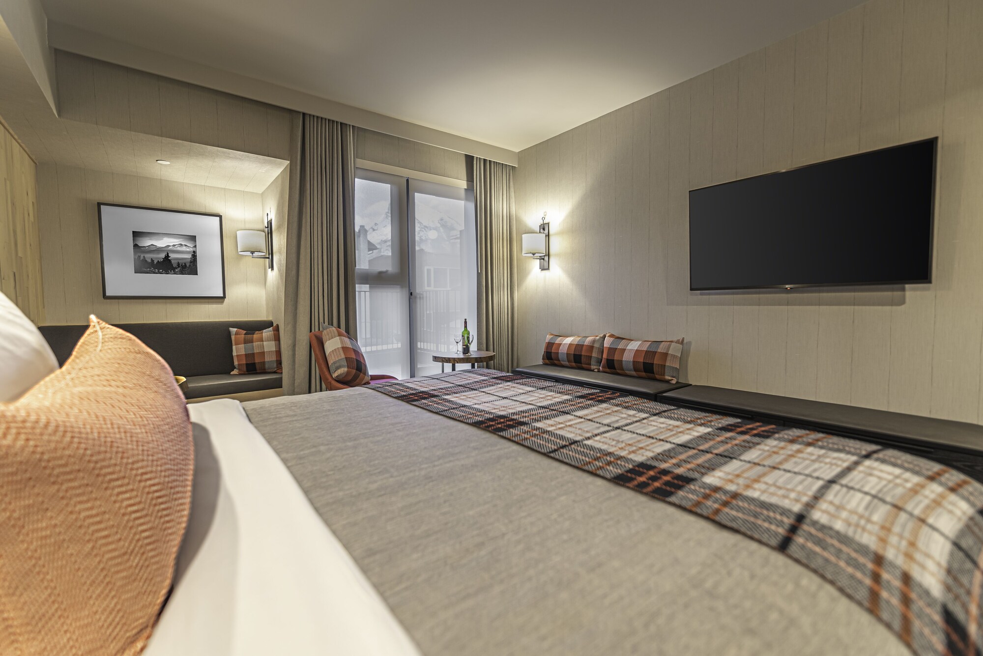 استوديو جونيور بسرير كينج بشرفة، Peaks Hotel & Suites 6/10