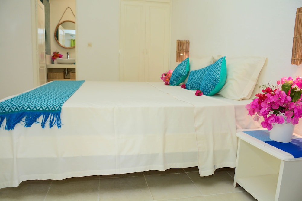 Africa Queen Hotel 37/70