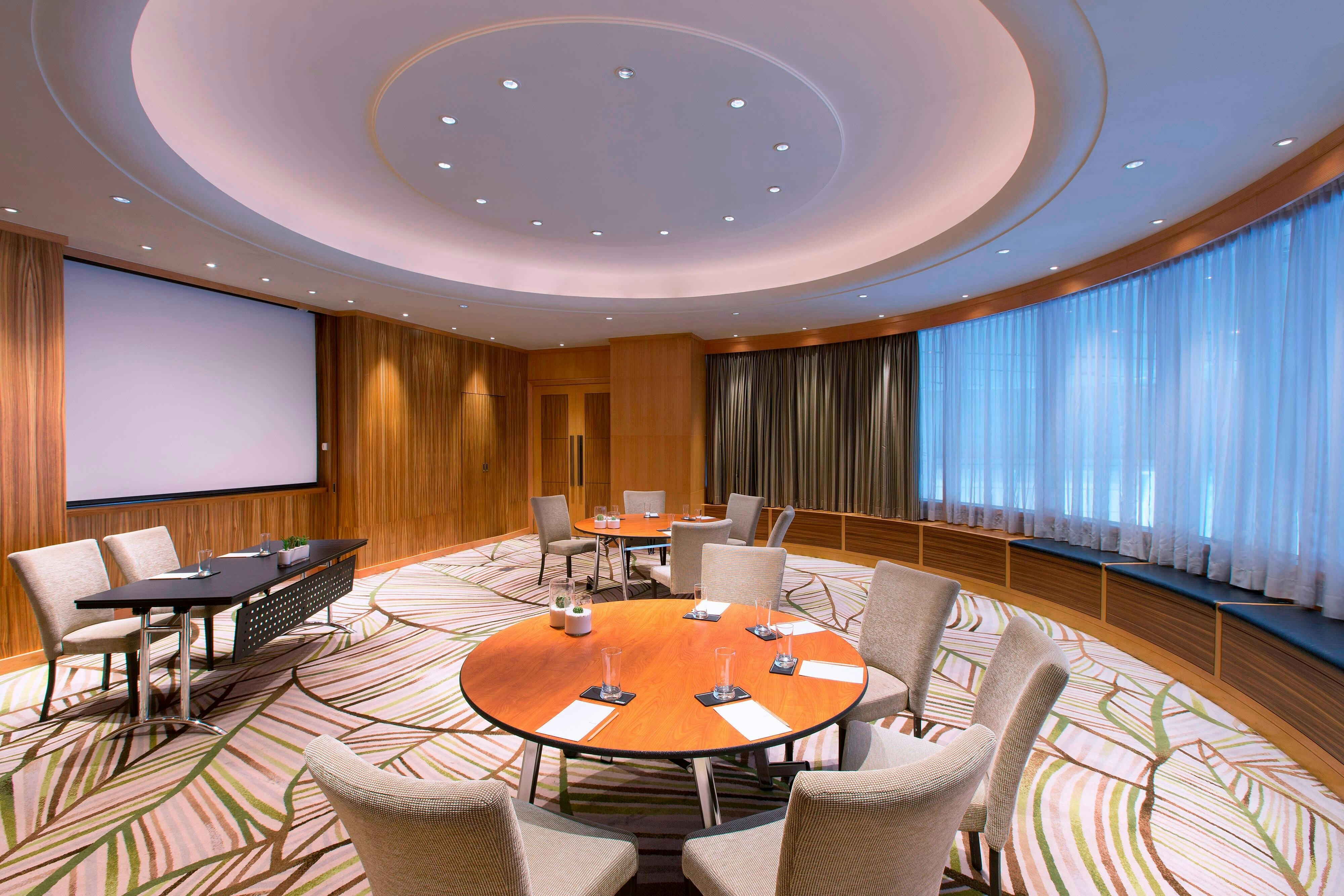 The Westin Grande Sukhumvit 61/75
