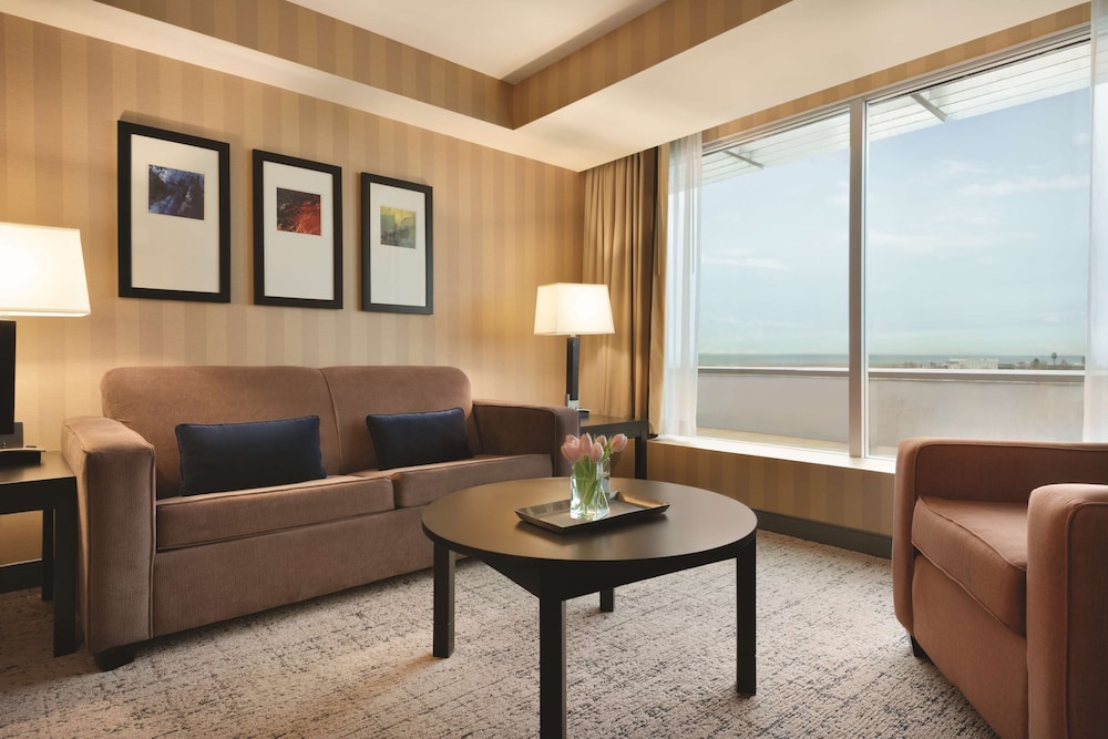 Radisson Hotel Vancouver Airport 23/45