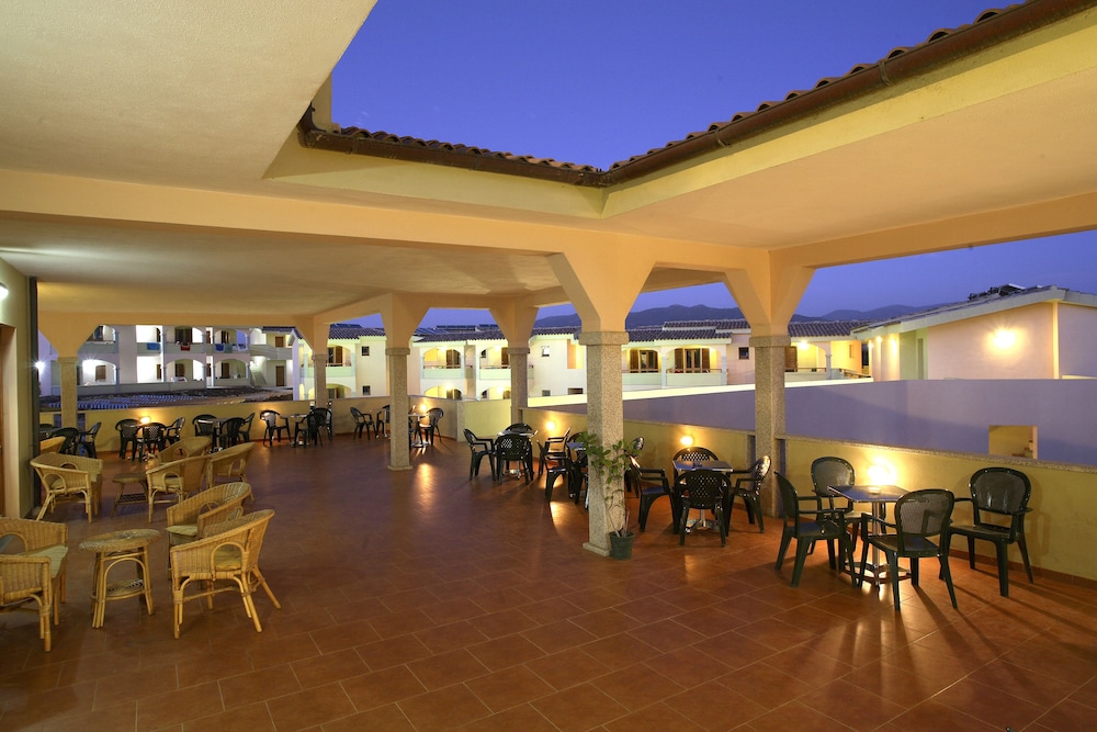 Mimose Beach Village 30/50