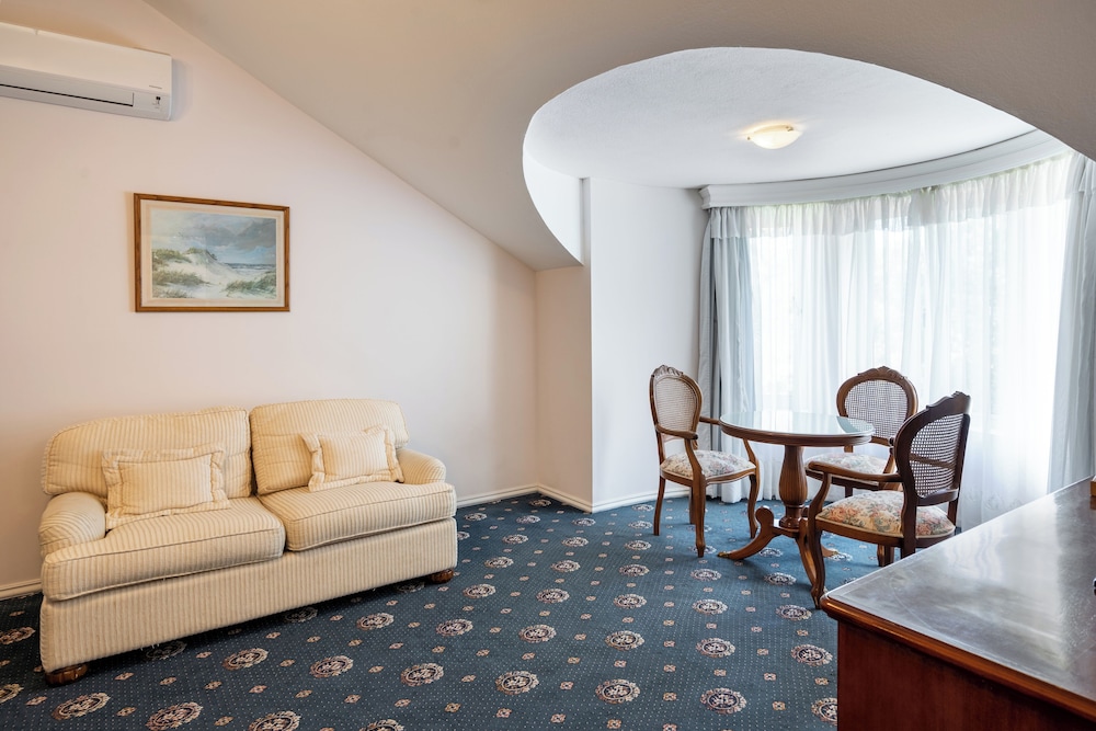 Parque Hotel Jean Clevers 56/78