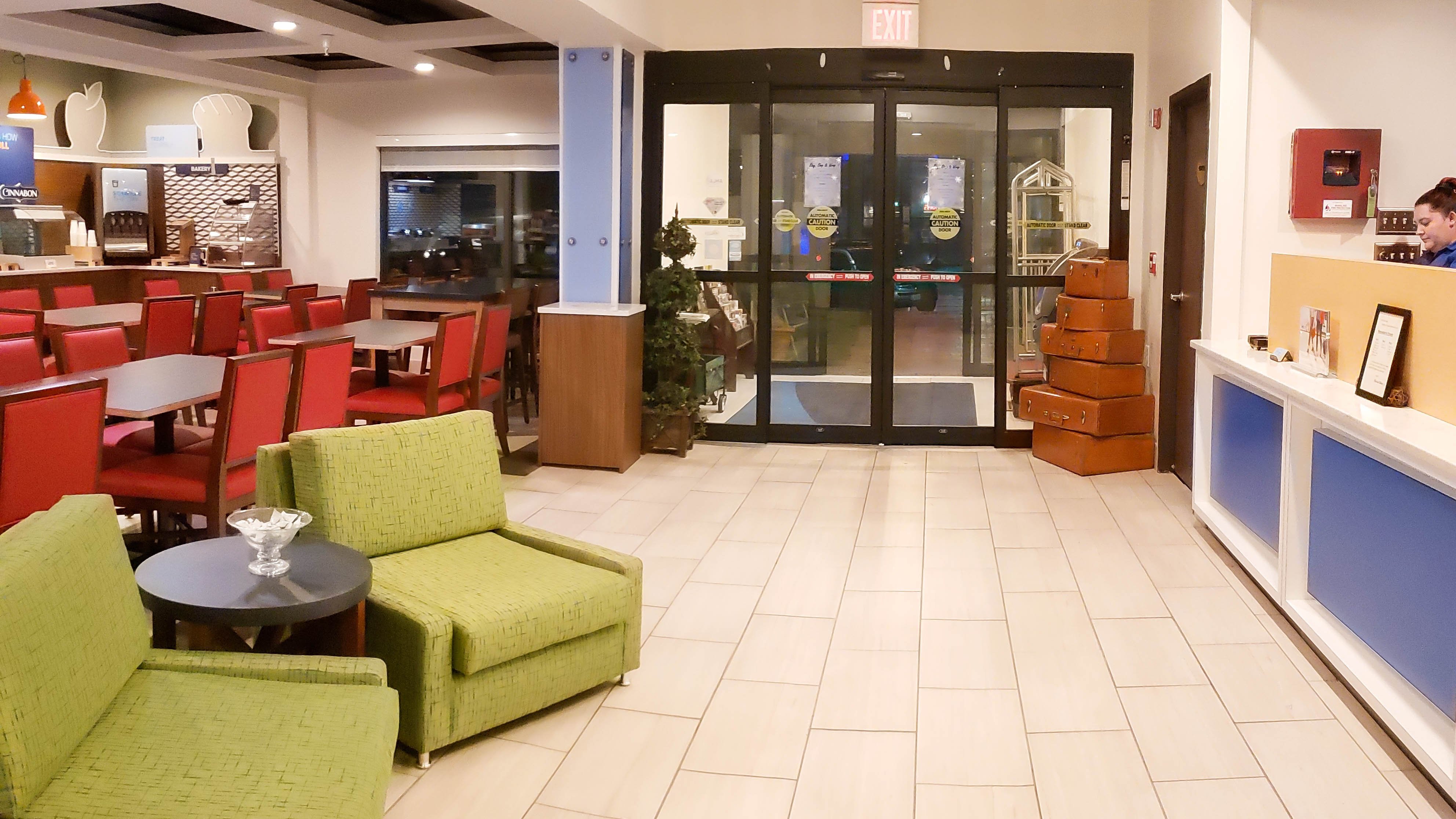 Holiday Inn Express Osage Beach - Lake Of The Ozarks 29/46