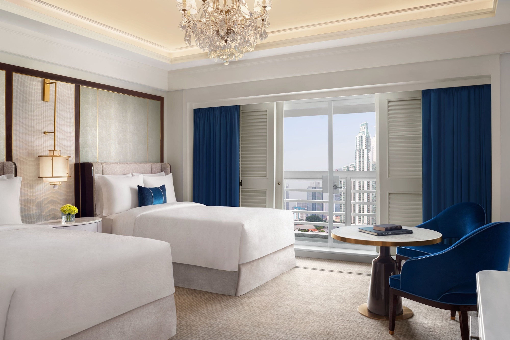 DELUXE, 2 DOUBLE BEDS, BALCONY