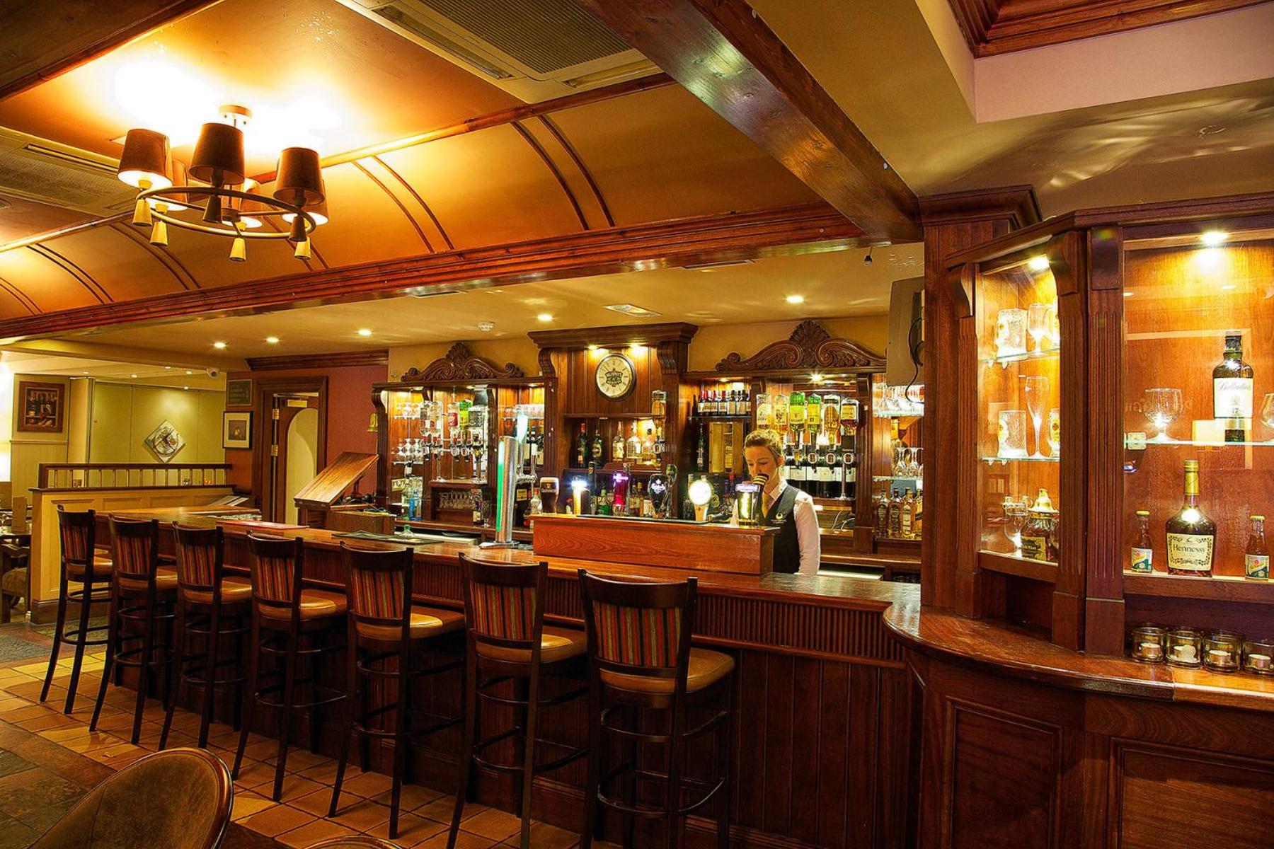 TORC(EX. DARBY O' GULLS HOTEL) 31/38