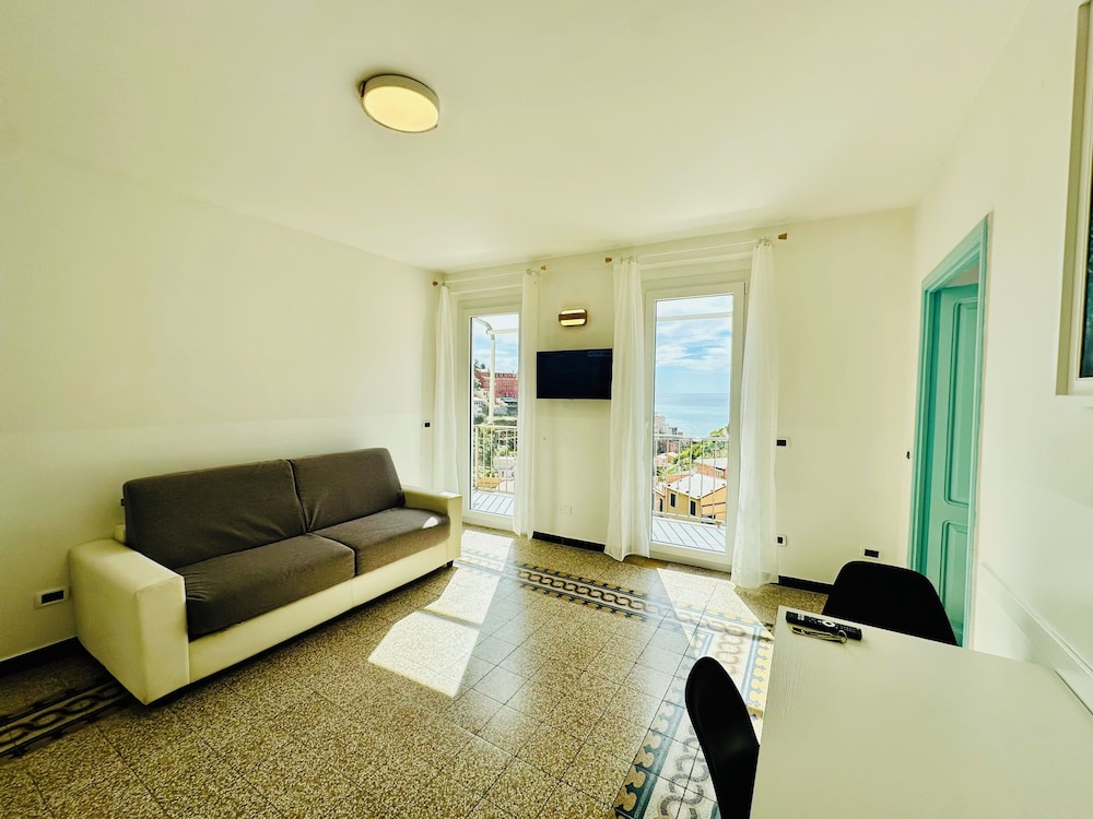 Giovanni Rooms Manarola 30/49