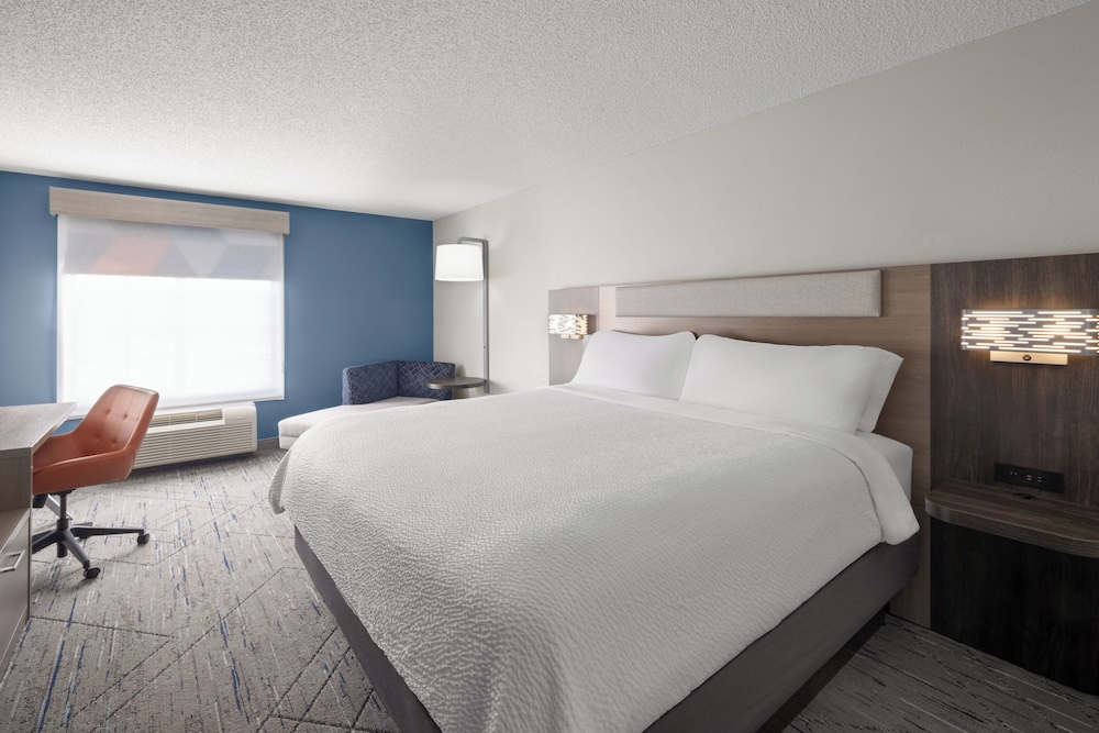 Holiday Inn Exp Winston Salem 18/48