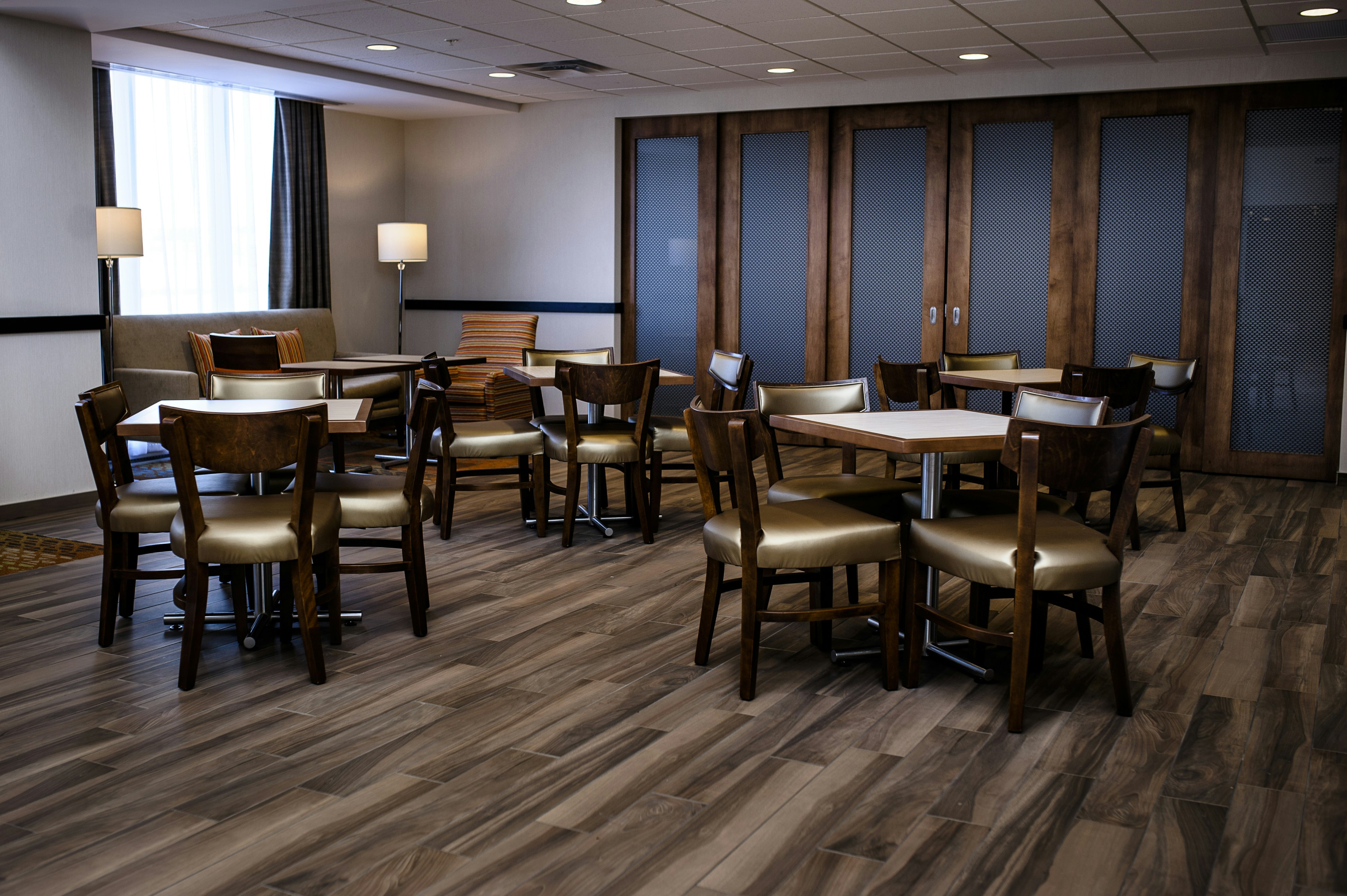 Hampton Inn & Suites by Hilton Truro 25/26