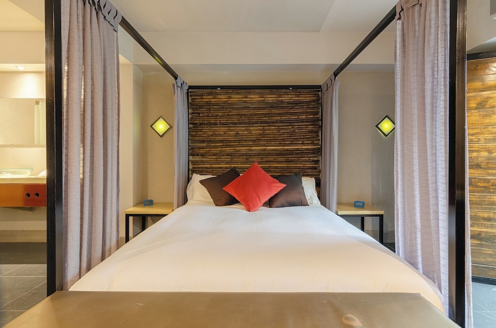 Prodeo Hotel Lounge 14/70