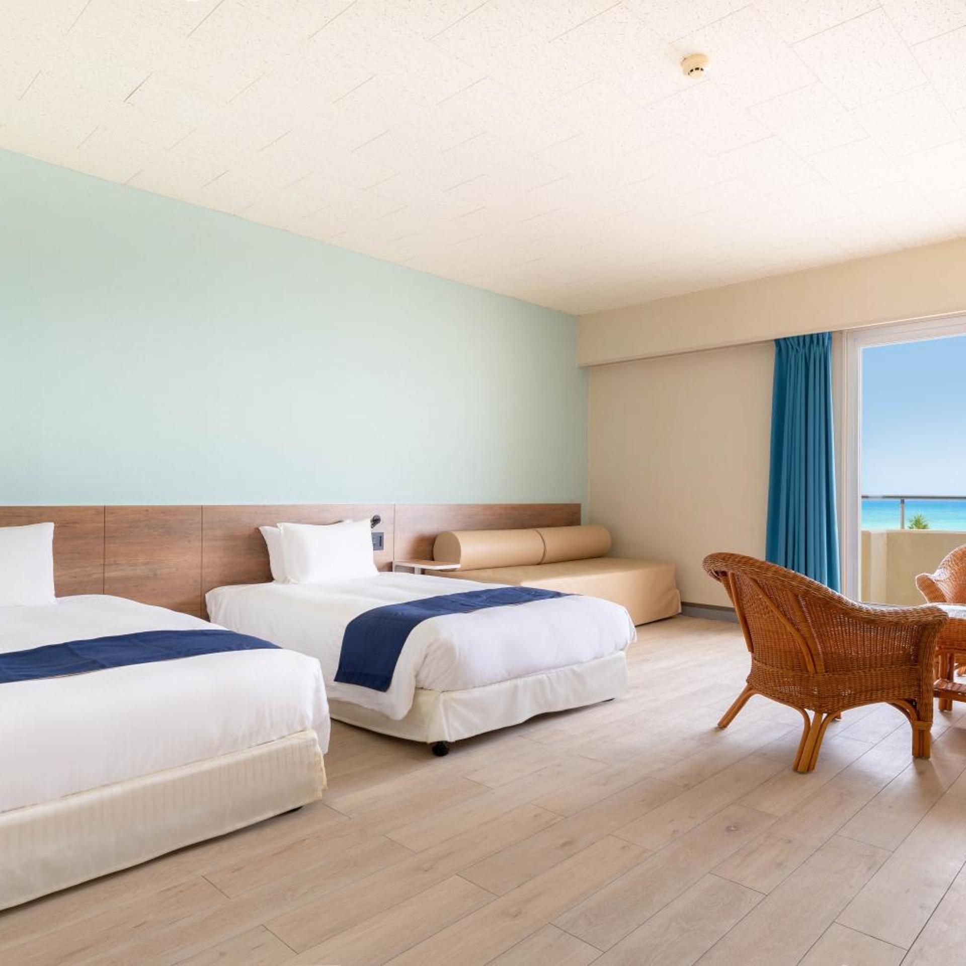 Junior Suite, Side Ocean View