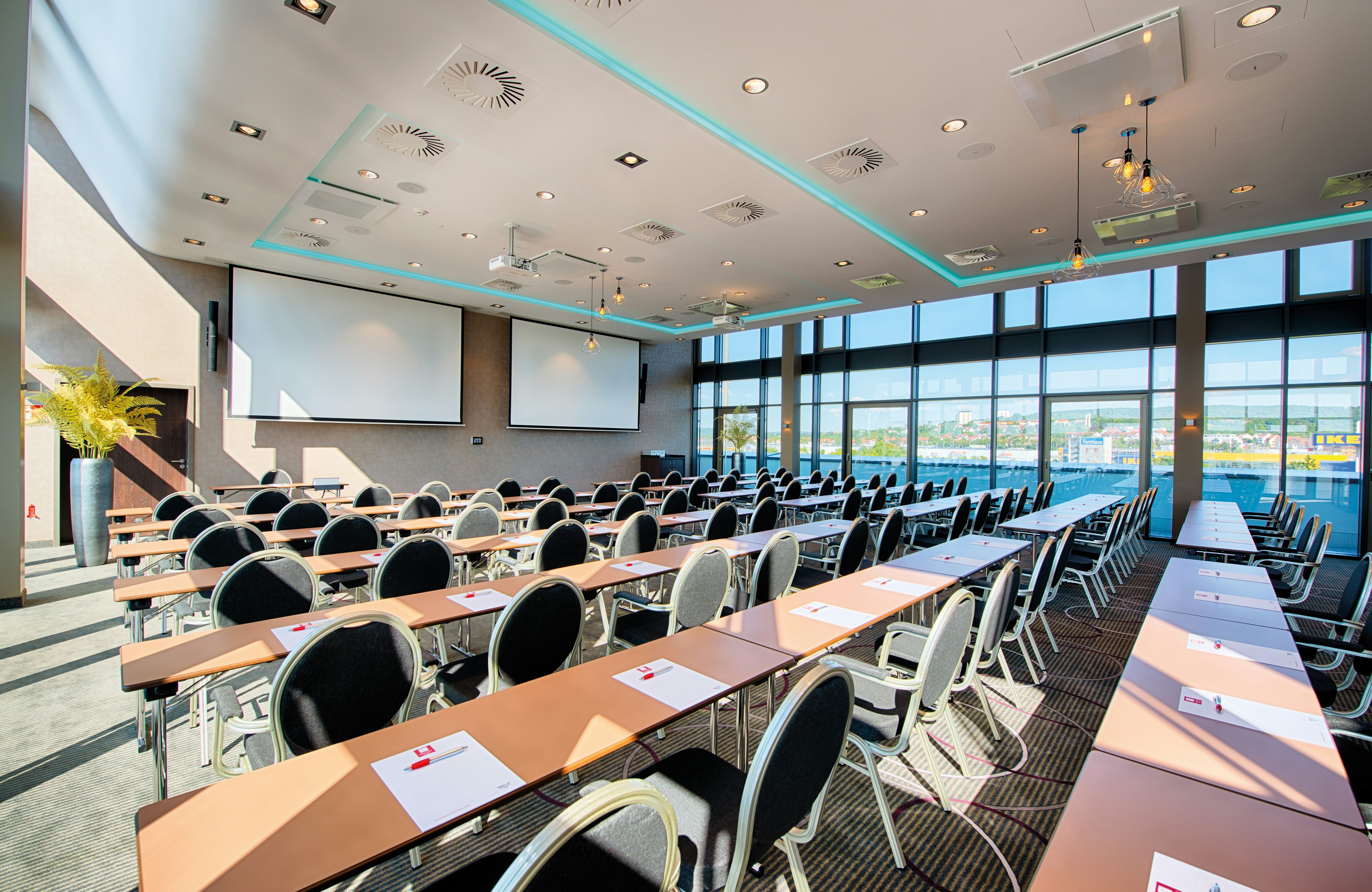 Leonardo Royal Hotel Ulm 71/81