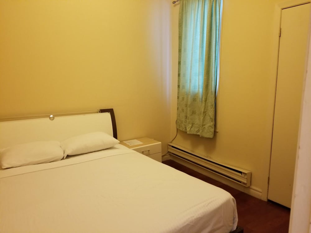 Dragon Gate Inn 12/64