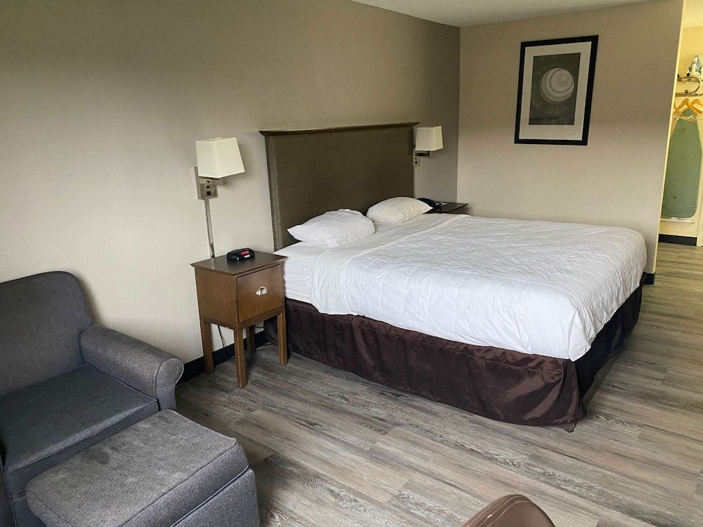 Motel6 Rochester, NY - Airport 12/27