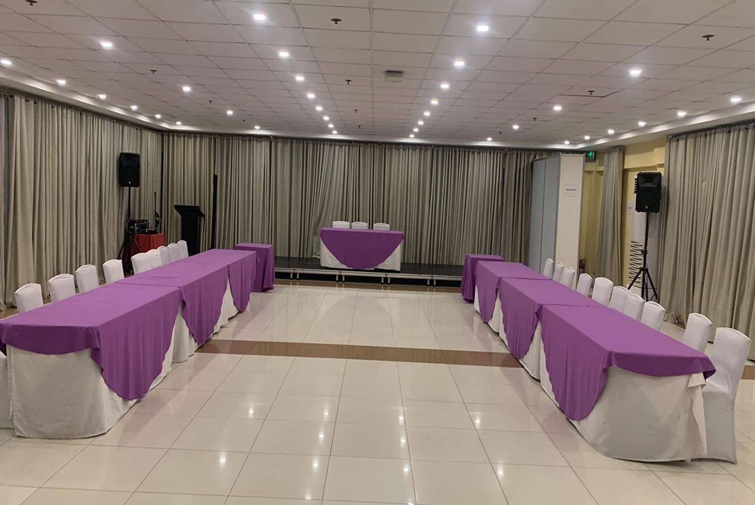 Days Hotel by Wyndham Iloilo 9/9