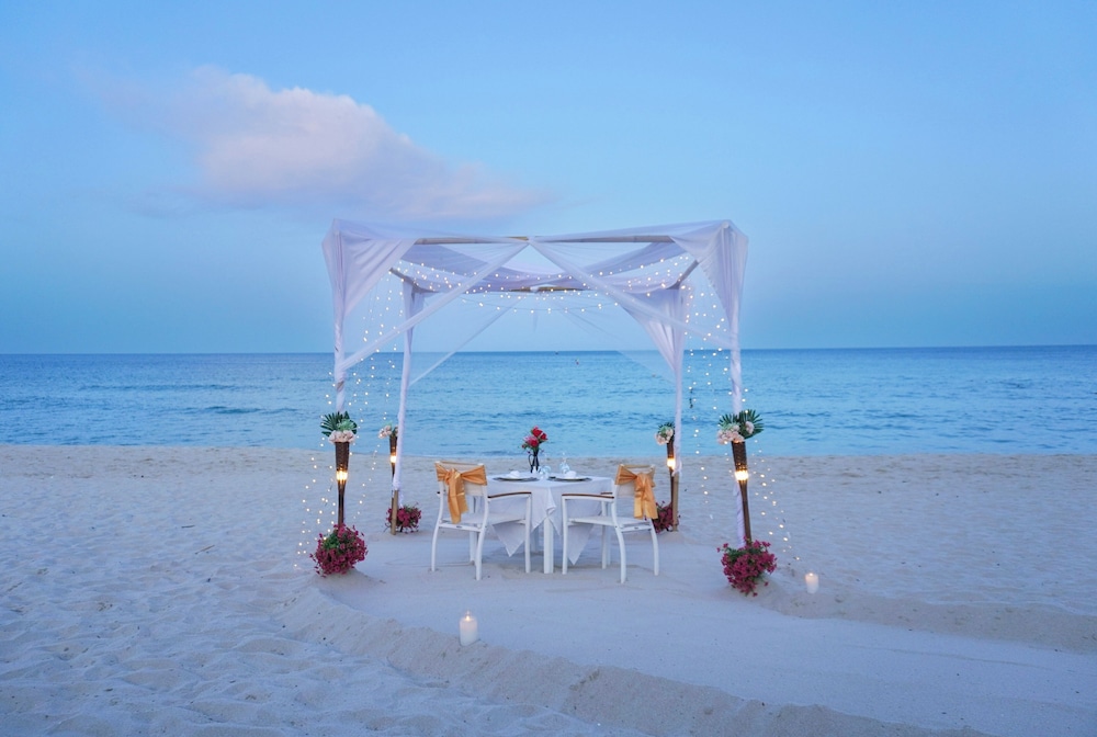 KC Beach Hotel Samui (Ex KC Beach Club & Pool Villas) 137/141