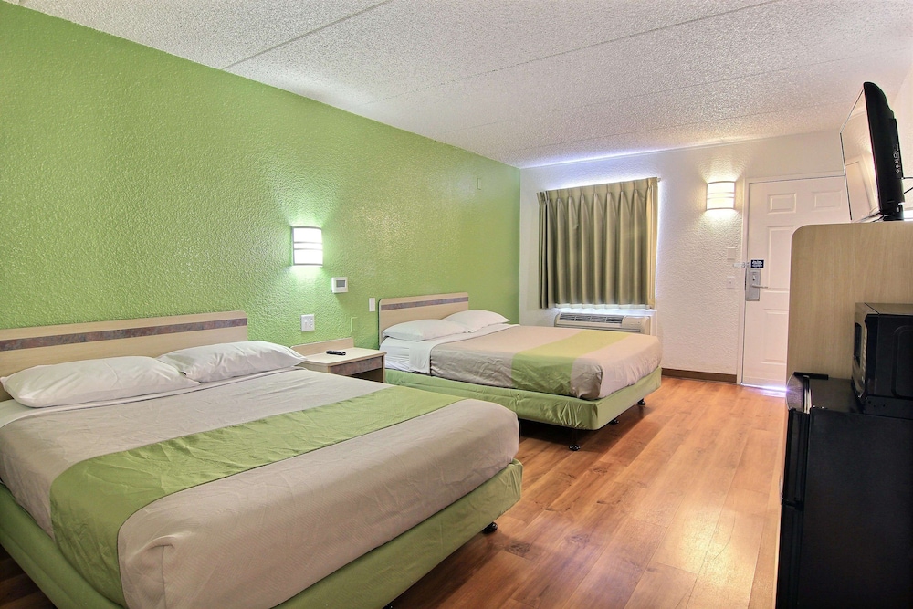 Motel6 Austin, TX - Central Downtown UT 13/53