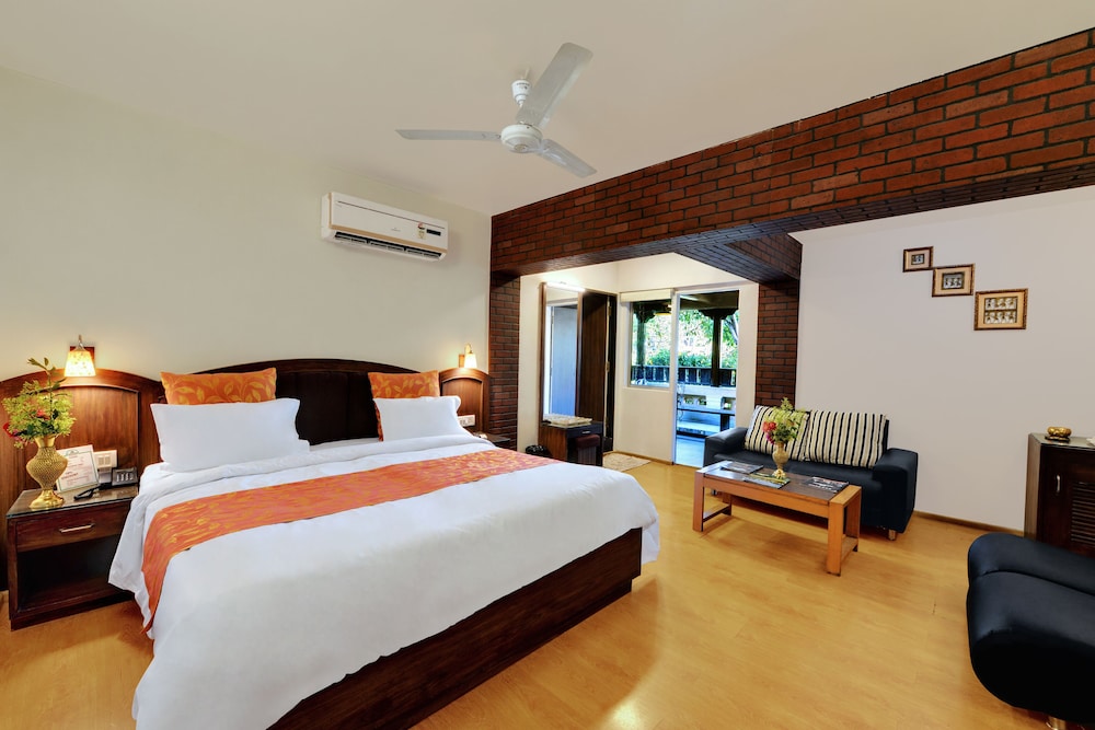 ROOM, GARDEN VIEW