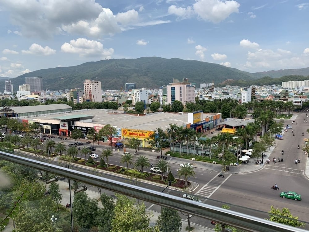 Green Park Hotel Quy Nhon 35/50