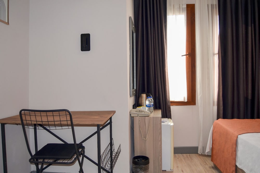 AKKAN LUXURY HOTEL 60/84