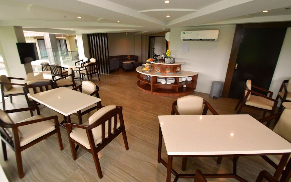 Canyon Hotels Resorts Boracay 34/50